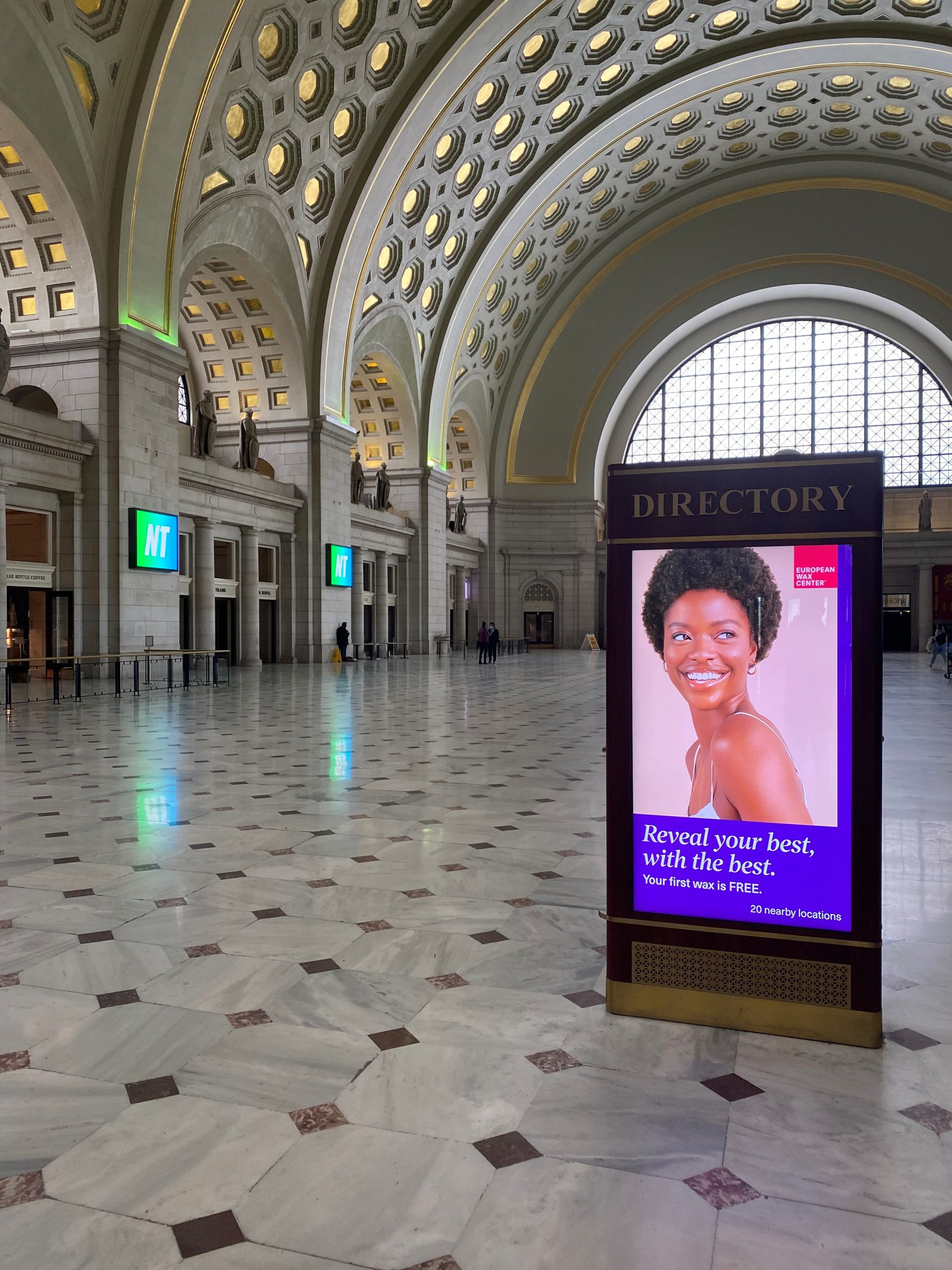 SmartLink Vantage Remote Device Monitoring and Control by Outdoorlink at Union Station DC with Samsung Digital Kiosks Consumer Group and